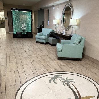 Best Western Plus Oceanside Palms - Cute style and decor - very clean - Hotels Near Me - Oceanside, California