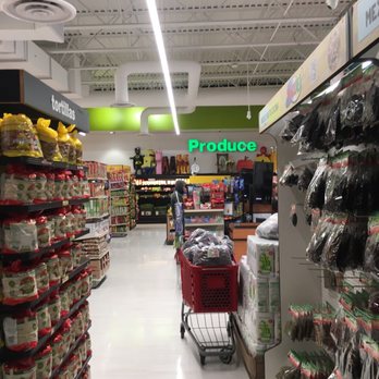Anaya's Market - Spice aisle looking towards produce - Grocery Near Me - West Jordan, Utah