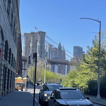 Dumbo - Landmarks & Historical Buildings Near Me
