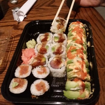 Sushi Cafe - Spicey Tuna, Crunch roll, Pacific Fusion - Sushi Bars Near Me - Tampa, Florida