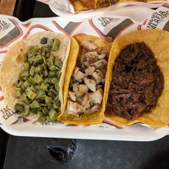 Tacos Calafia - Nopales(flour), pollo(corn), and cabeza(corn) - Tacos Near Me - Gilbert, Arizona