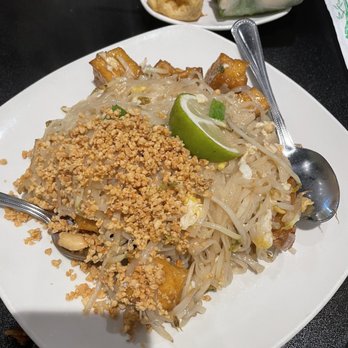 Little Bangkok - Pad Thai - Thai Near Me - Grand Rapids, Michigan
