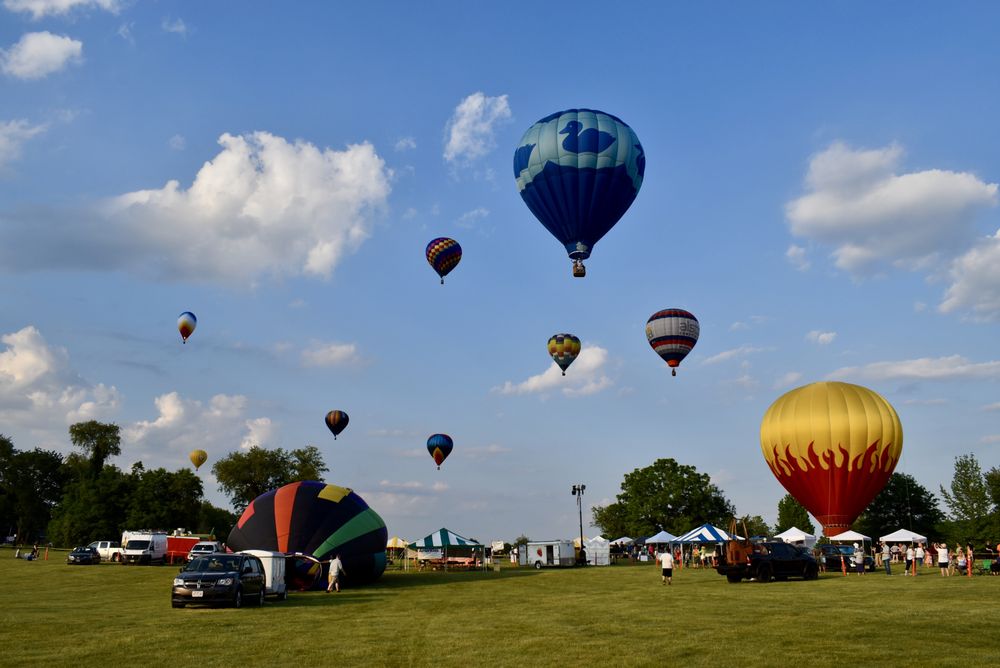 FLYING FESTIVALS OF WARREN COUNTY Updated September 2024 13 Photos