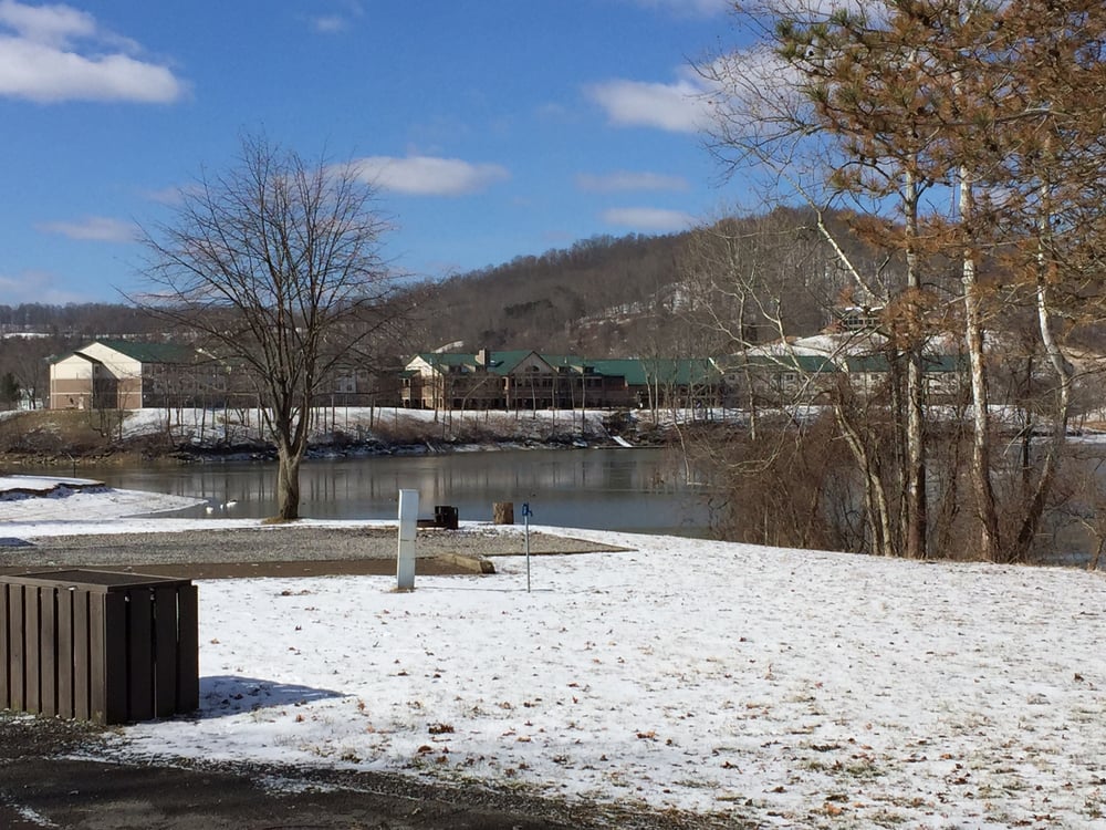 BRIAR POINT CAMPGROUND Updated October 2024 940 Resort Dr