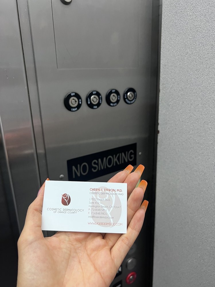 CHERYL L EFFRON, MD Updated July 2024 45 Reviews 17822 Beach Blvd