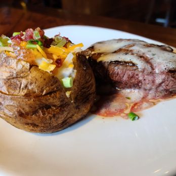 Outback Steakhouse - 6 oz sirloin with garlic butter; loaded baked potato - Steakhouses Near Me - Lufkin, Texas