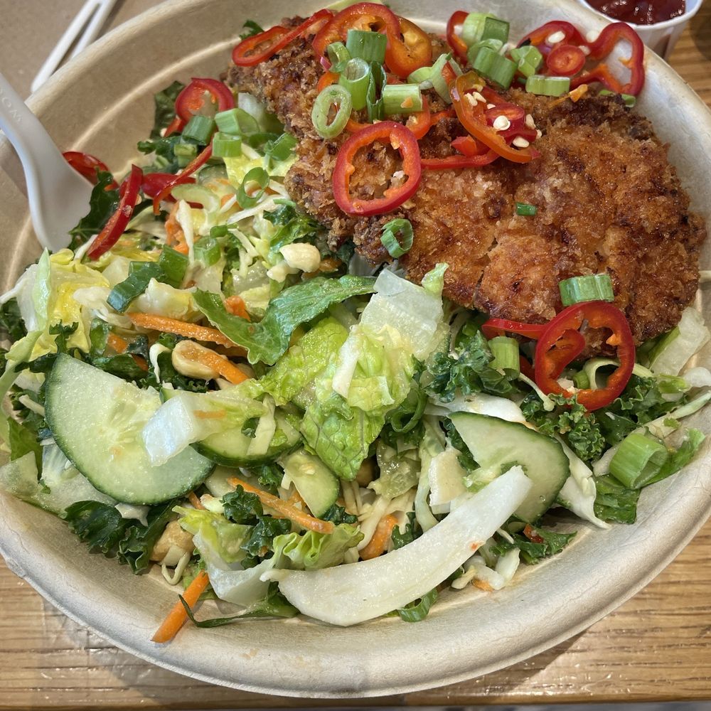 Gott's Roadside - Vietnamese Chicken Salad - American Near Me - Greenbrae, California Gott's Roadside - Vietnamese Chicken Salad - American Near Me - Greenbrae, California