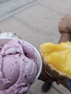 Log Cabin Ice Cream & Coffee by null