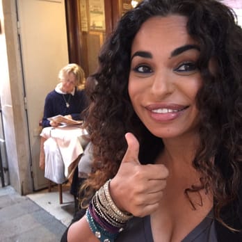 Al Chianti - Giving this place the thumbs up because it's the best place we've eaten at in Venice so far and we've gone to several places. - Pizza Near Me - Venezia, VE