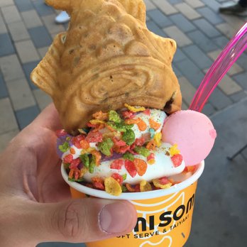 Somisomi - Ube + Milk with Cap'n Crunch and Fruity Pebbles - Desserts Near Me - Cupertino, California