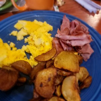 The Range Cafe - Basic breakfast with ham - Mexican Near Me - Albuquerque, New Mexico