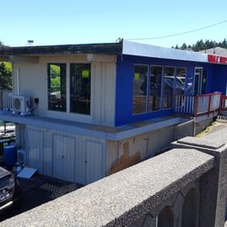 Whale Bites Cafe - New cafe in Depoe Bay opened first of June.