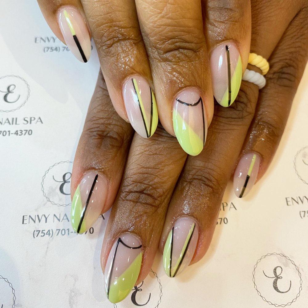ENVY NAIL SPA Updated September 2024 1327 Photos & 39 Reviews 4401 S Flamingo Rd, Davie
