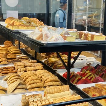 Manolo's Bakery - So good. - Bakeries Near Me - Charlotte, North Carolina