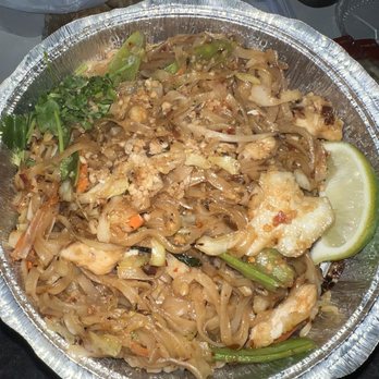 Fan Tang - Pad Thai - Chinese Near Me - Albuquerque, New Mexico