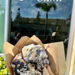 Mostra Coffee - Ube pandan beignets