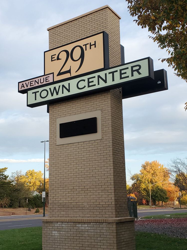 East 29th Avenue Town Center Logo