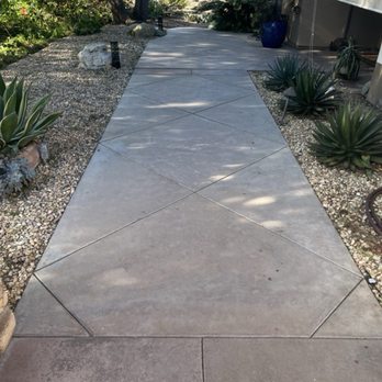 Pacific Coast Construction - Concrete walkway - General Contractors Near Me