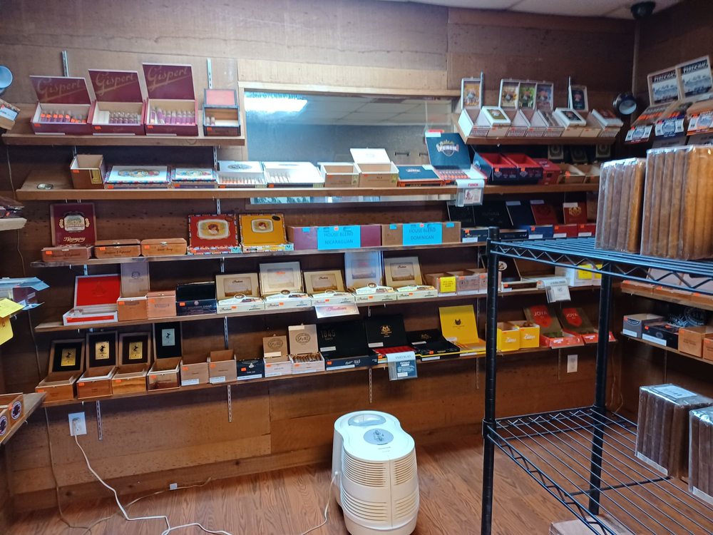 CLASSIC CIGARS Updated August 2024 2735 S Woodland Blvd, Deland