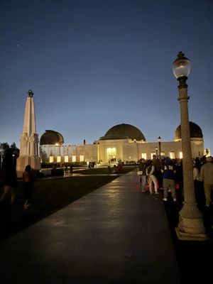 Griffith Observatory by null