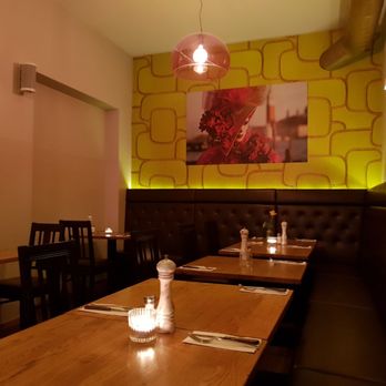 Pizzazza - Innenansicht - Italian Near Me - Munich, BY