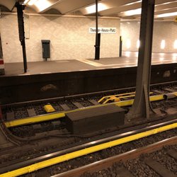 U-Bahnhof Theodor-Heuss-Platz
