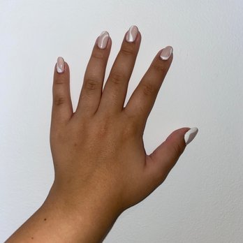 Aura Beauty - Nail Salons Near Me - Weston, Florida