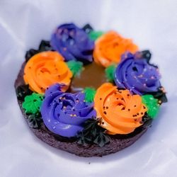 Little Ms. Hula’s Bakery - Halloween cookie cake