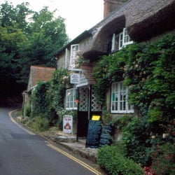 Freshwater Bay - The Godshill - eine der Sehenswürdigkeiten auf der I.o.W.