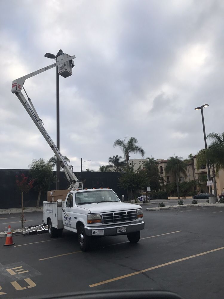 Slide of Efficient Lighting & Electric