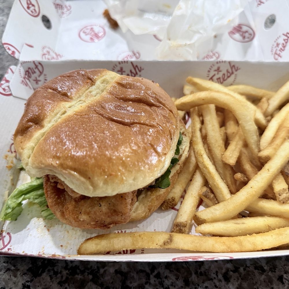 Slim Chickens - Cayenne Ranch Chicken Sandwich Meal - Chicken Wings Near Me - Goodyear, Arizona Slim Chickens - Cayenne Ranch Chicken Sandwich Meal - Chicken Wings Near Me - Goodyear, Arizona