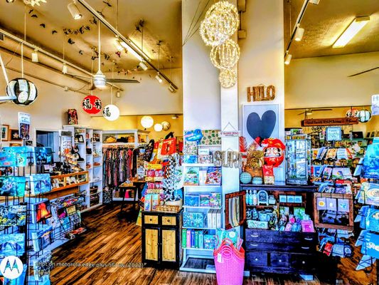 The Most Irresistible Shop in Hilo by null