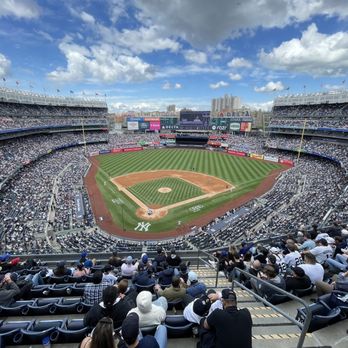 Yankee Stadium - Stadiums & Arenas Near Me - Bronx, New York
