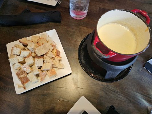 Urban Fondue by null