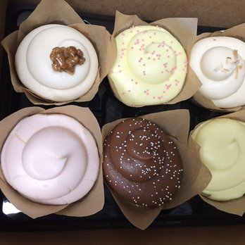 Silos Baking - Spring cupcake box - Cupcakes Near Me - Waco, Texas