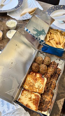 Saloniki Greek by null