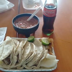 Pollos y Carnitas Los Güeros - Tacos de carnitas, bien pinches buenos...!!!