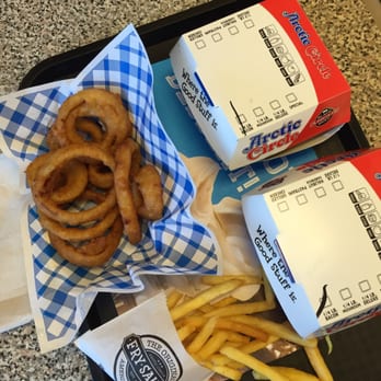 Arctic Circle - onion rings and fries on a tray - Fast Food Near Me - Highland, Utah Arctic Circle - onion rings and fries on a tray - Fast Food Near Me - Highland, Utah