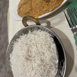 Mount Everest Restaurant & Bar - Lamb Vindaloo