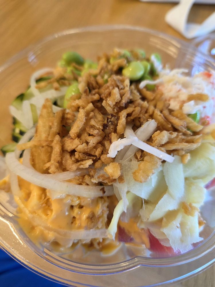 Food from Tuna Poke
