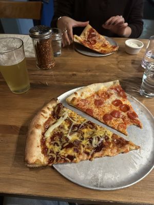 Fremont Pizza by null