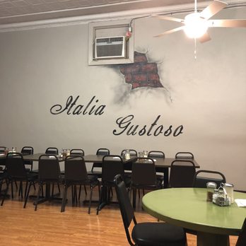 Pizza On Broadway - a restaurant with tables and chairs - Pizza Near Me - Hooker, Oklahoma Pizza On Broadway - a restaurant with tables and chairs - Pizza Near Me - Hooker, Oklahoma