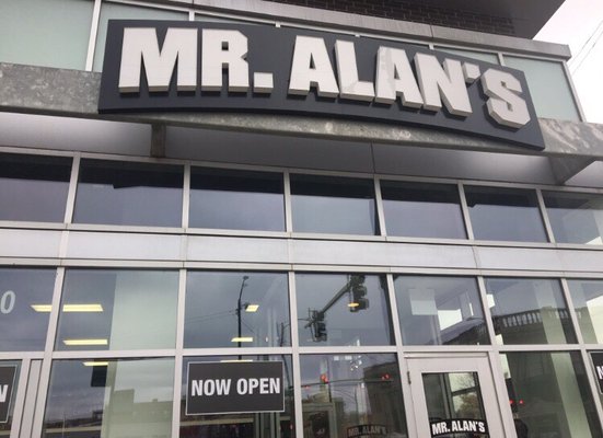 Mr Alan S Shoe Stores 4700 S Cottage Grove Ave Grand