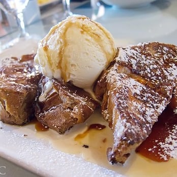 26 Beach Restaurant - Brunch - caramel macchiato French toast - New American Near Me - Venice, California