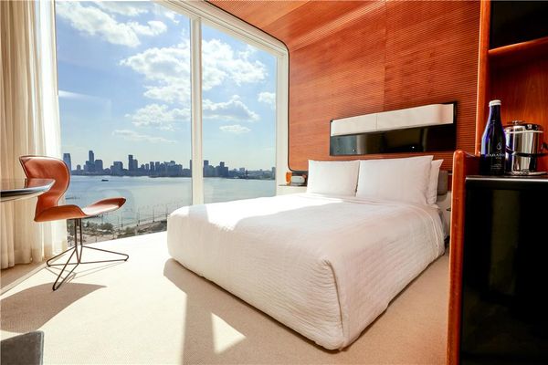 The Standard, High Line by null