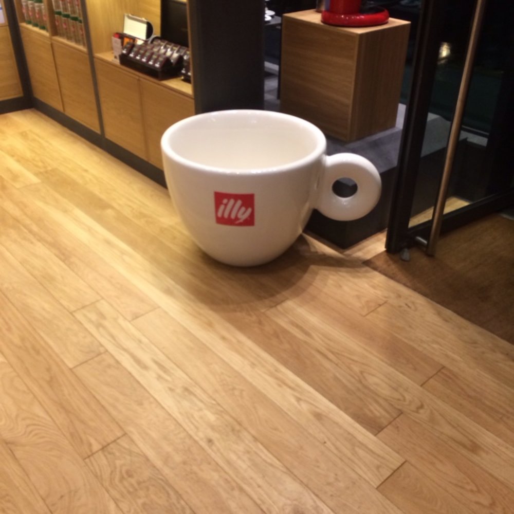 illy Cafe - Giant espresso mug decoration - Cafes Near Me - London, XGL illy Cafe - Giant espresso mug decoration - Cafes Near Me - London, XGL