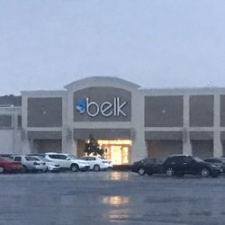 Tesla Supercharger - Supercharger in front of belk store in Auburn mall