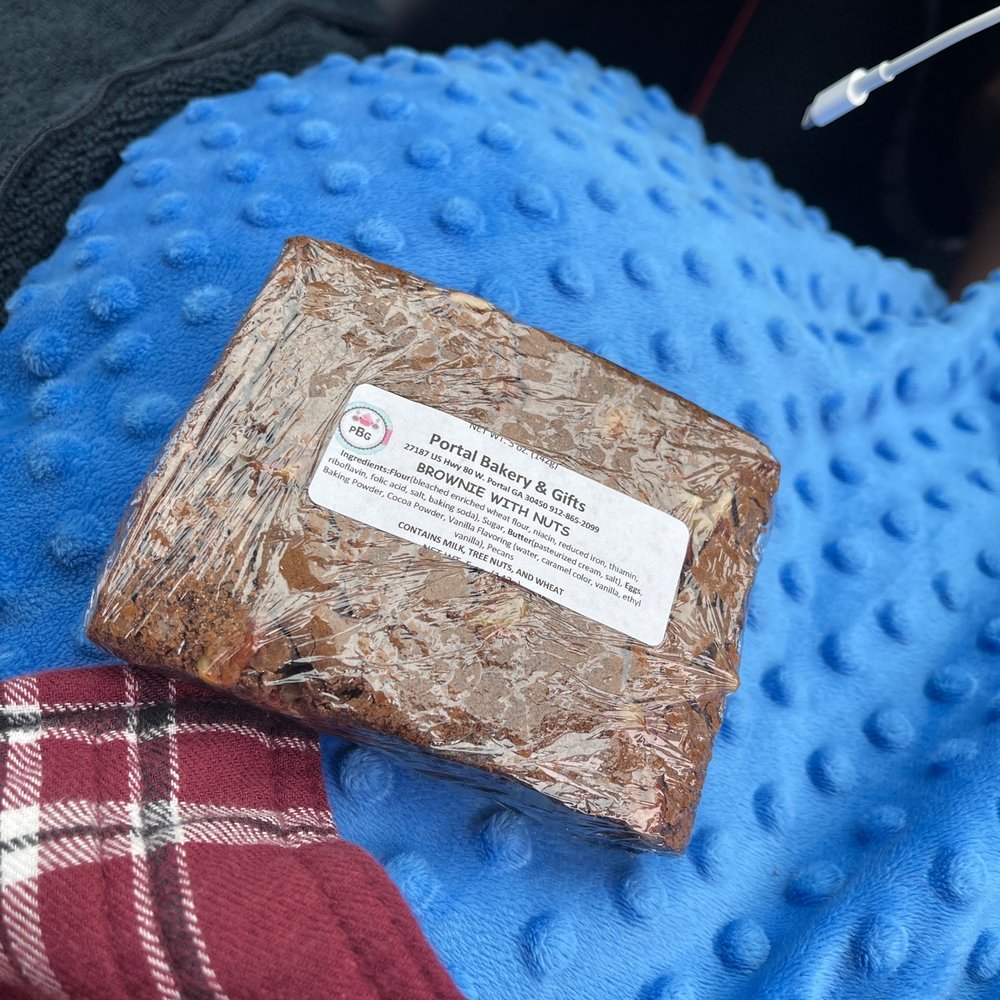 Jomax BBQ - Brownie with nuts - Barbeque Near Me - Metter, Georgia