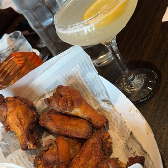Corkscrew - Wings and Lemon Drop.!! Picture Perfect - Wine Bars Near Me - Baltimore, Maryland