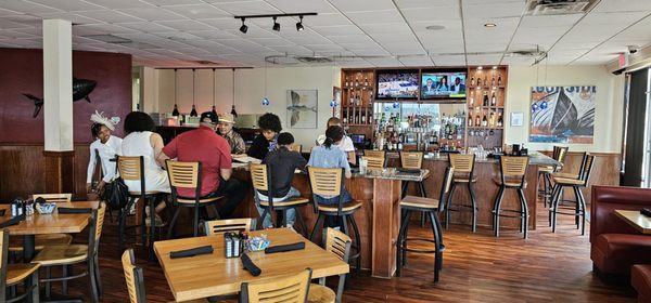 Lockside Bar and Grill by null